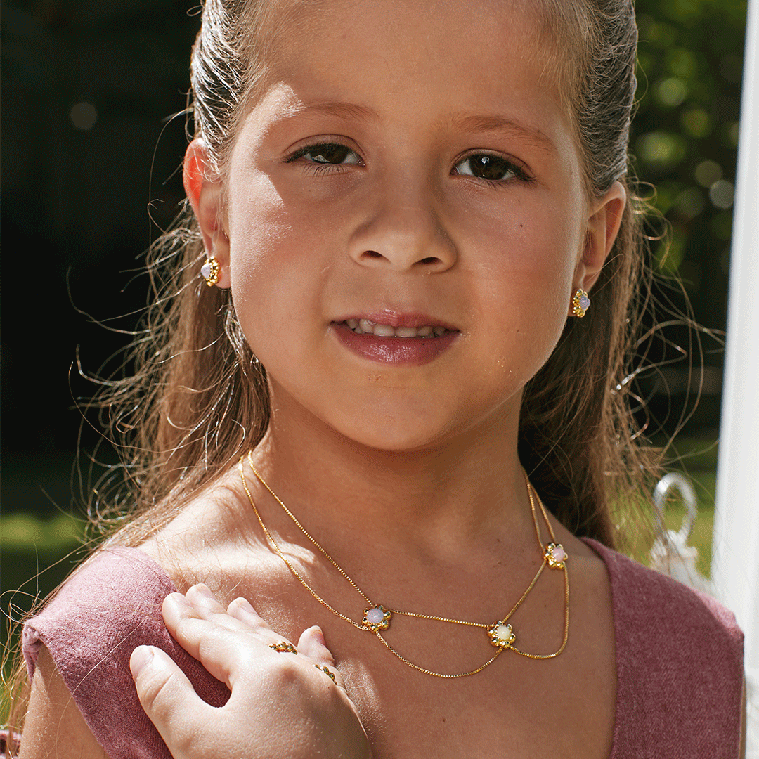Semear Necklace