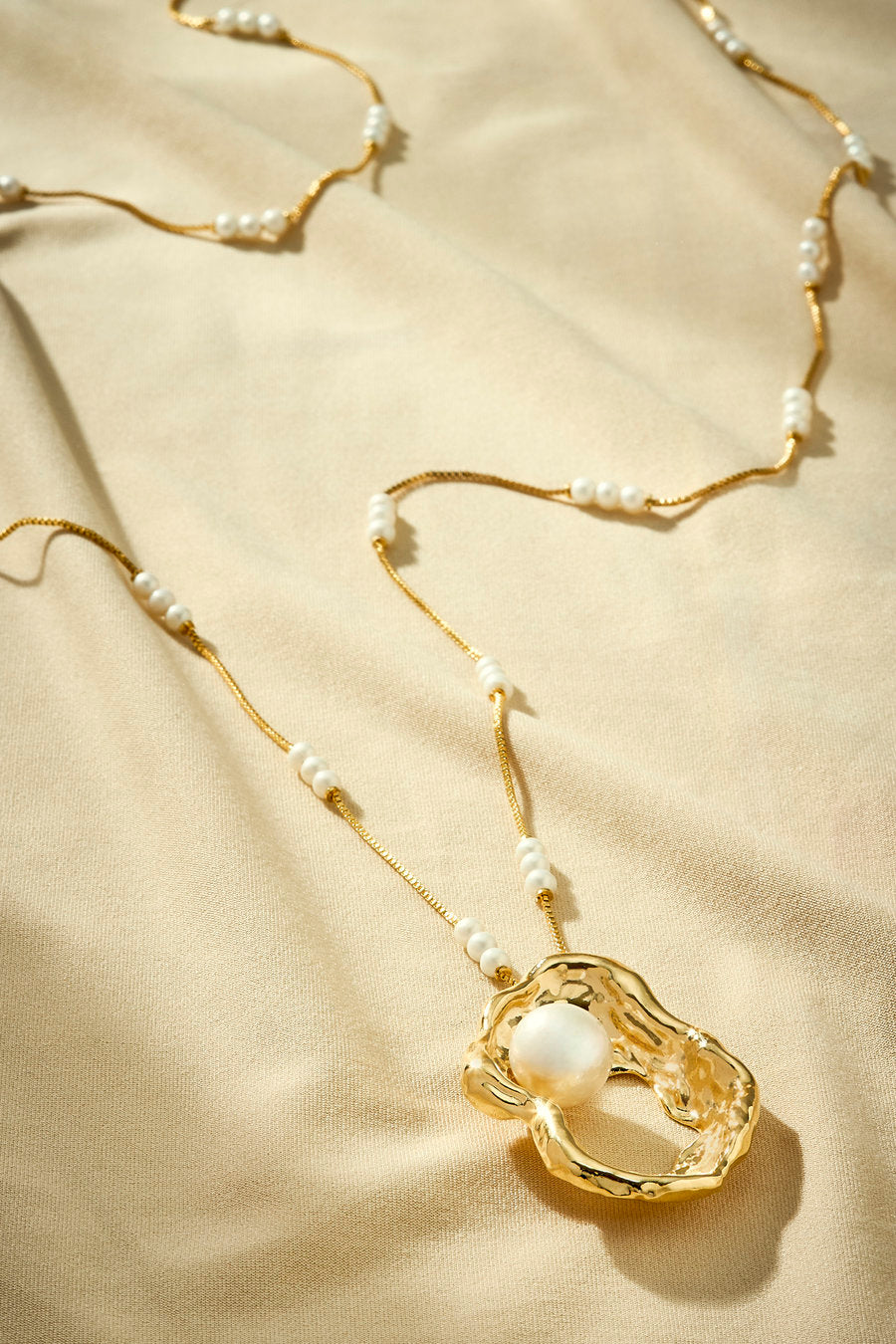 Achado Necklace