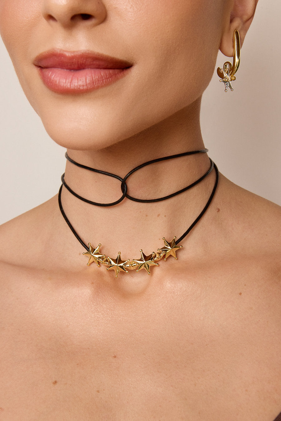 Autoridade Necklace